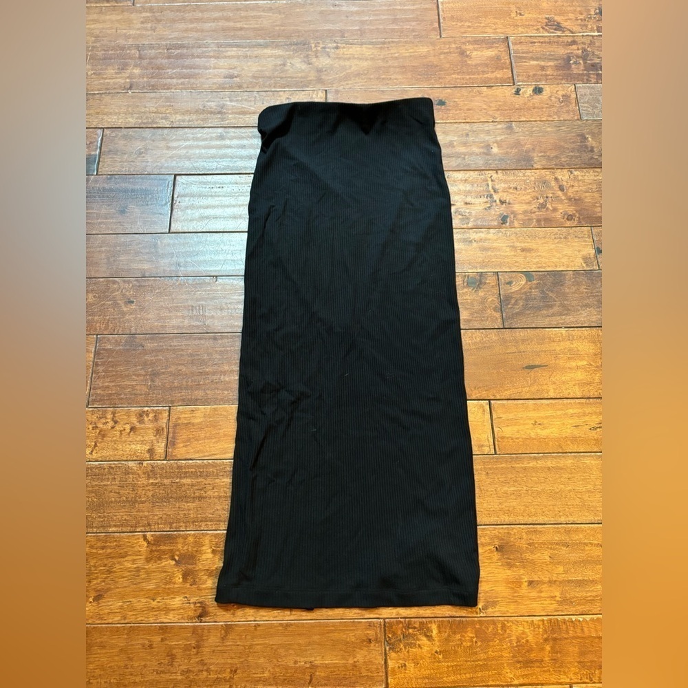 Stillwater black ribbed pencil skirt! Sz M
